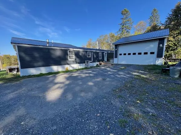 Fort Fairfield, ME 04742,287 South Caribou RD