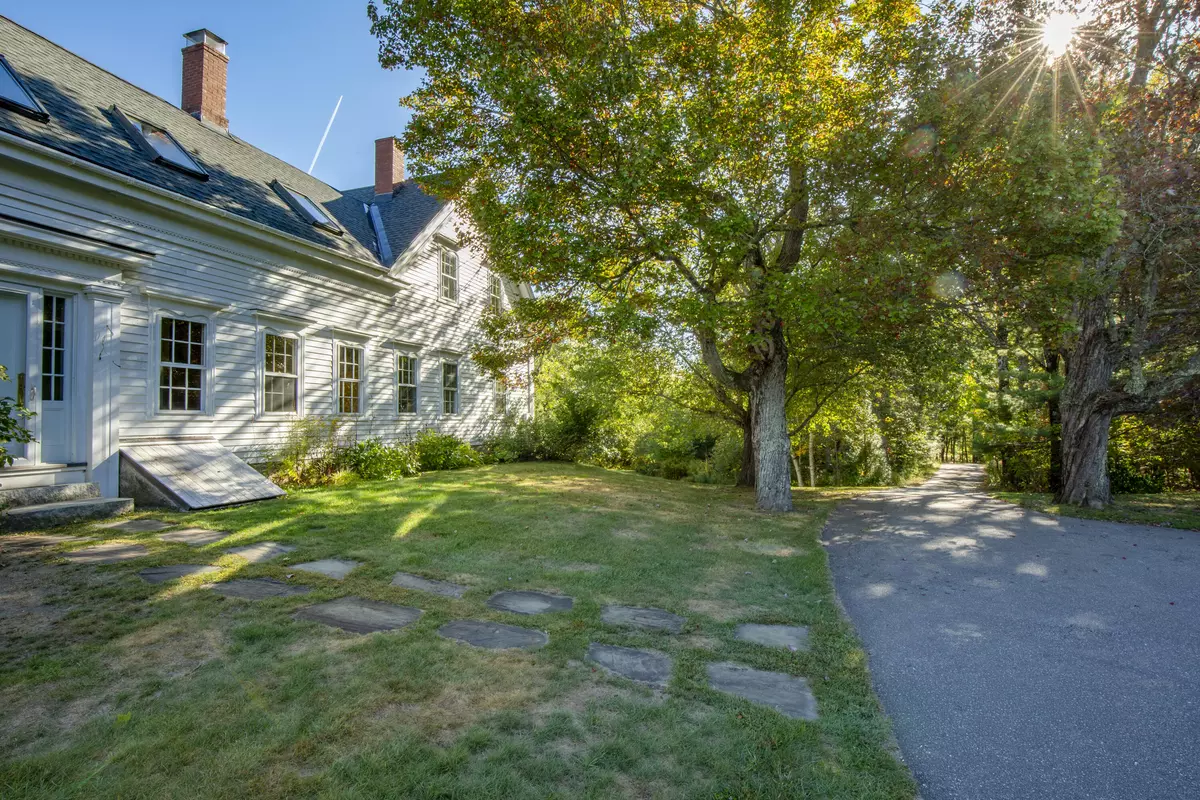 Edgecomb, ME 04556,708 River RD