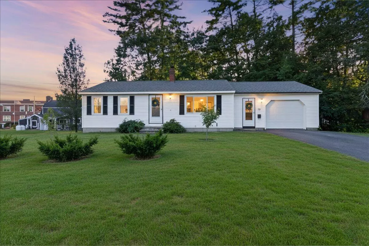 Sanford, ME 04083,14 Joy ST