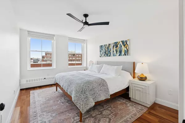 Portland, ME 04101,150 Middle ST #4B