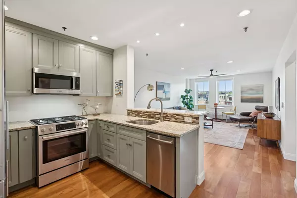 150 Middle ST #4B, Portland, ME 04101