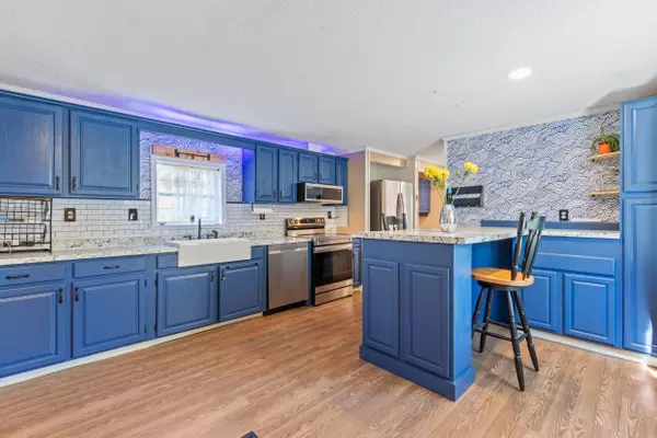 Saco, ME 04072,7 Marguerite RD