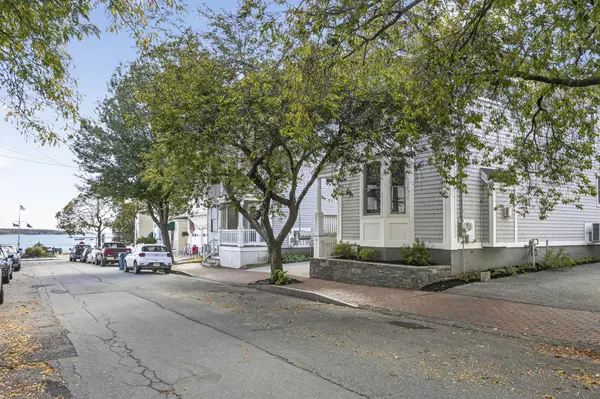 Portland, ME 04101,16 Morning ST