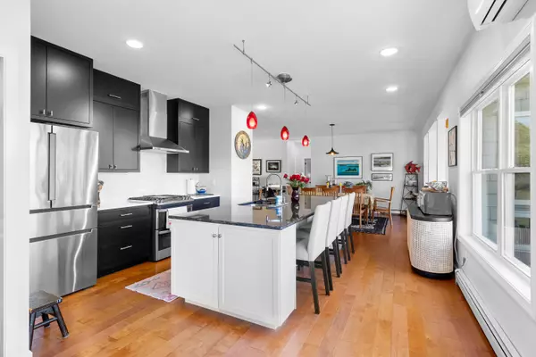 Rockport, ME 04856,55 Hawthorne DR