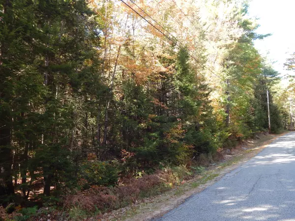 00 Stock Farm RD, Paris, ME 04271