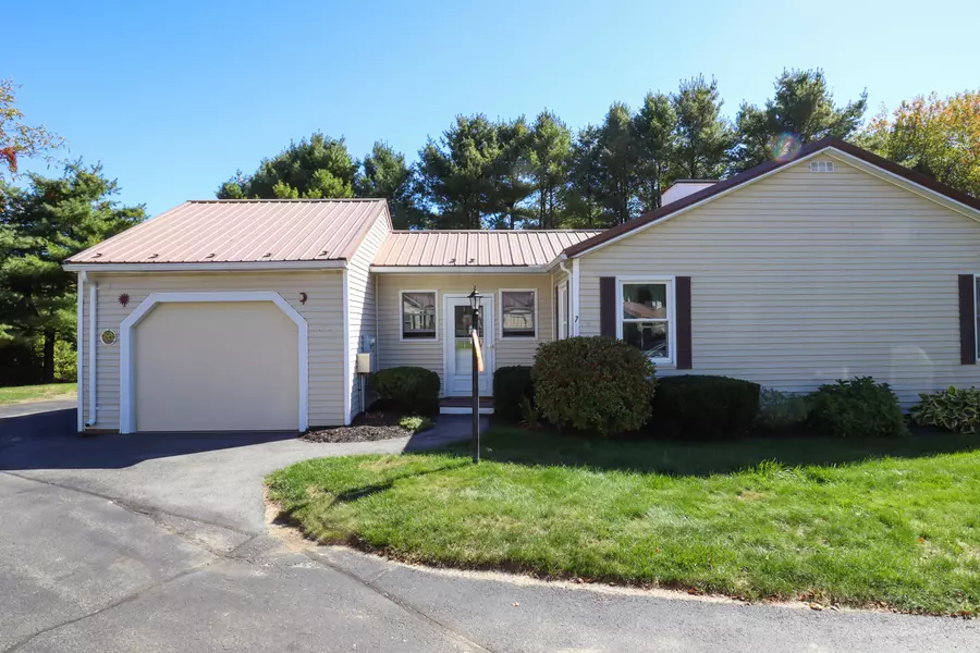 7 Walnut DR #7, Windham, ME 04062