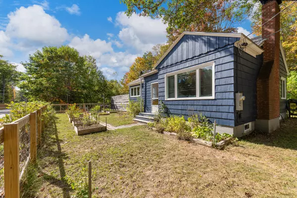 204 Main ST, Lisbon, ME 04252