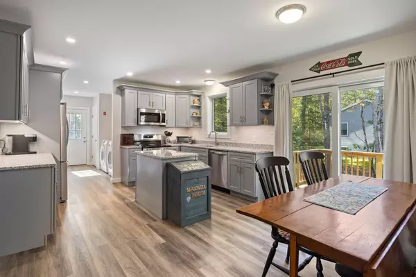 Waterboro, ME 04061,47 Kennedy DR