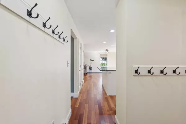 Portland, ME 04103,37 Felicia LN