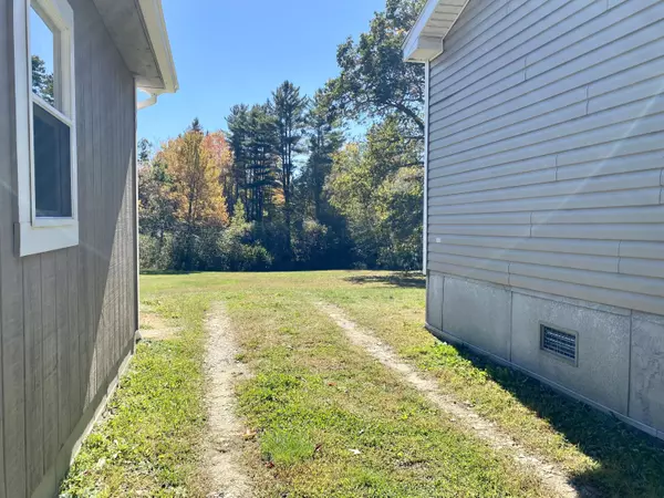 Cornish, ME 04020,80 Spur Road RD