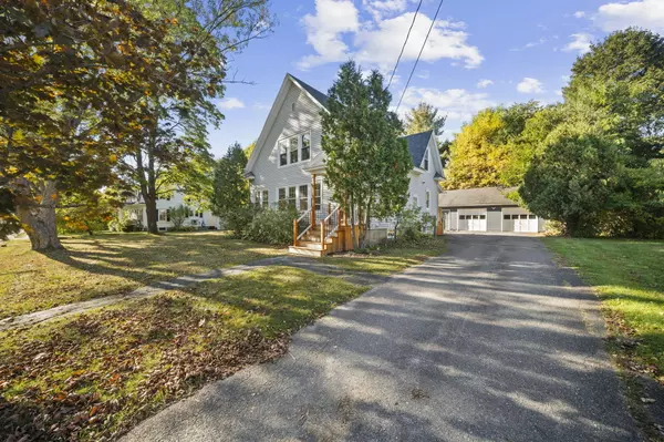 Orono, ME 04473,77 Bennoch RD