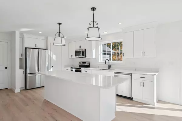 New Gloucester, ME 04260,354 Morse RD