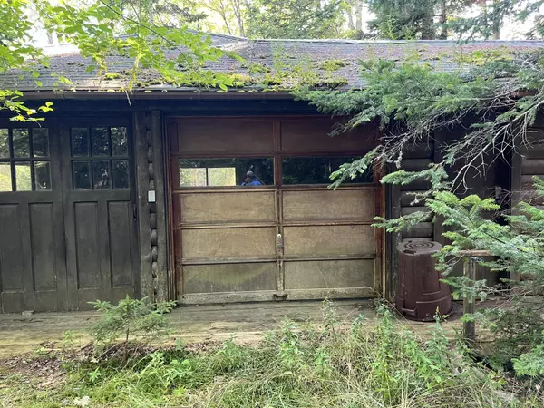 Boothbay Harbor, ME 04538,45 Sunset RD