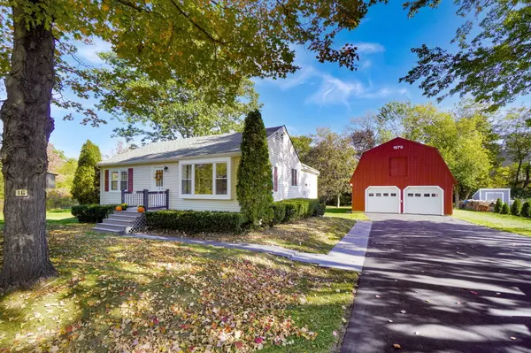 16 Winter Street EXT,  Saco,  ME 04072