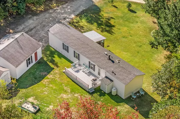 67 Beechnut Ridge LN, Bowdoinham, ME 04008