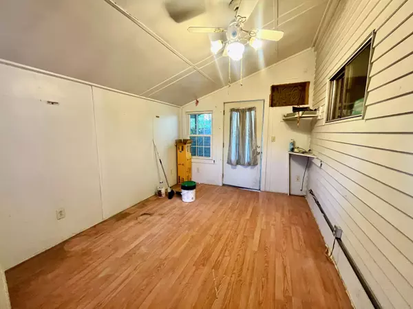 Gardiner, ME 04345,33 Spring ST