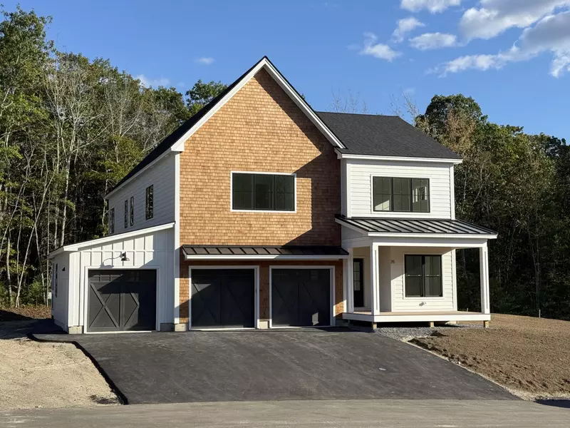 25 Hidden Hills DR, Falmouth, ME 04105