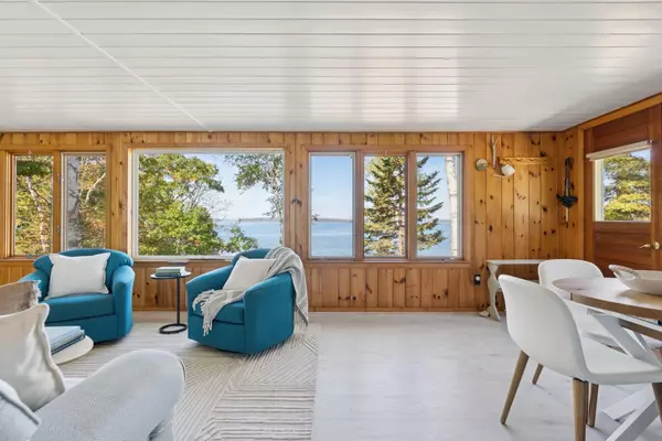 Harpswell, ME 04079,125 Sunset Cove RD