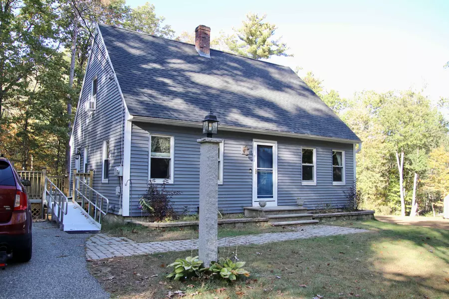 15 Running Brook DR, Sanford, ME 04073