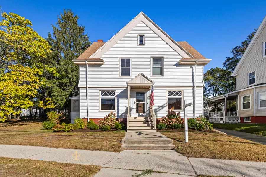 321 Stevens AVE, Portland, ME 04103