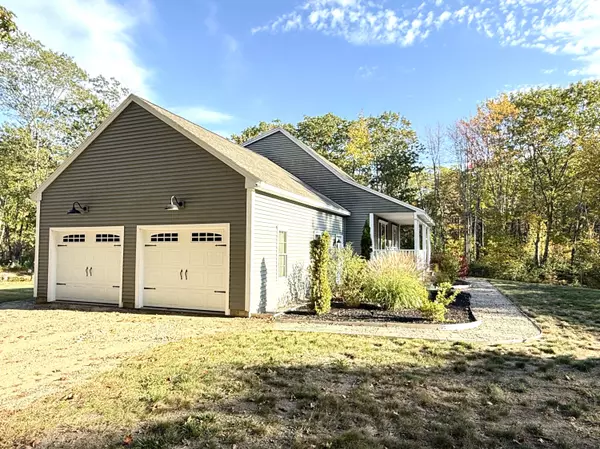 Lyman, ME 04002,79 Beaulieu DR