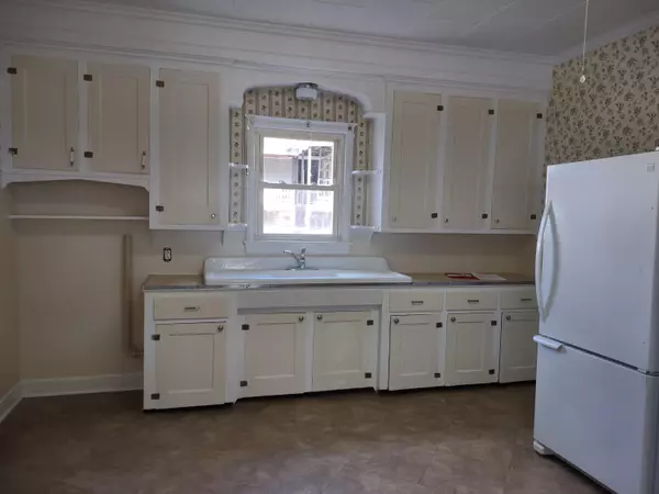 Augusta, ME 04330,33 Washington ST