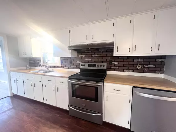 Sabattus, ME 04280,47 Hillside DR