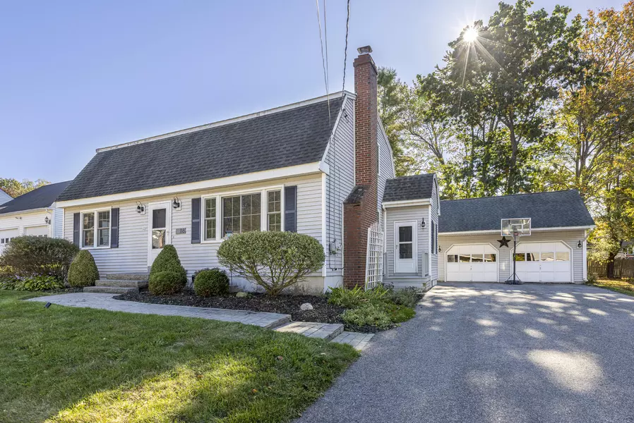 118 Greenwood LN, Portland, ME 04103
