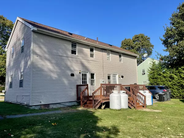 Bath, ME 04530,10 Denny RD