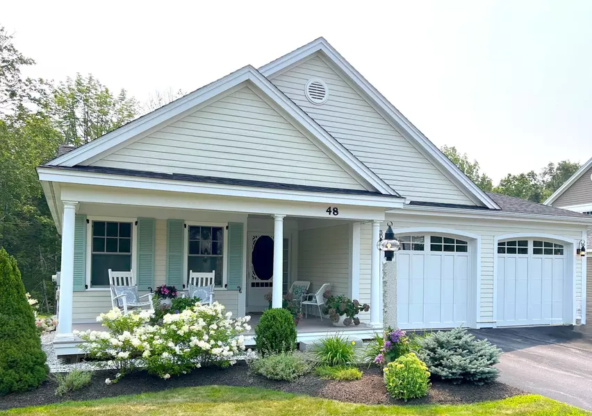 48 Drowne RD, Cumberland, ME 04021