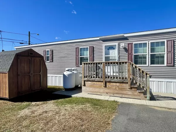 Brunswick, ME 04011,54 Linnell CIR