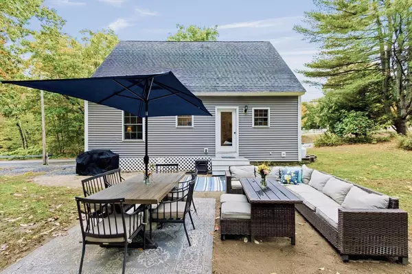 Freeport, ME 04032,12 West ST