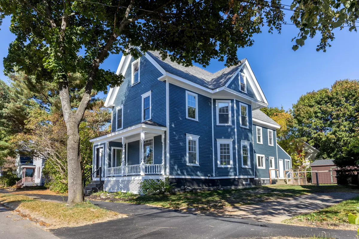 Bangor, ME 04401,113 Elm ST