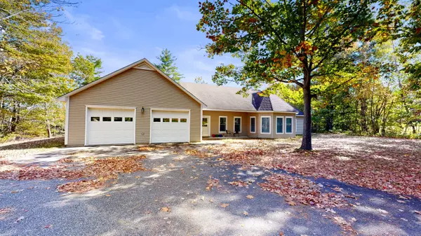 Turner, ME 04282,46 Appleseed DR