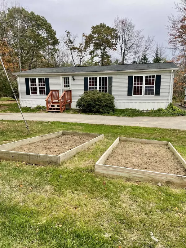 Augusta, ME 04330,243 Leavitt RD