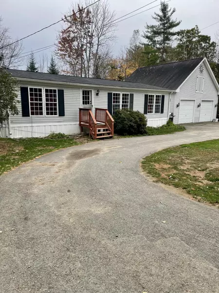 243 Leavitt RD, Augusta, ME 04330