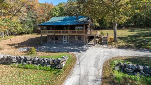 Wayne, ME 04284,122 Tucker RD