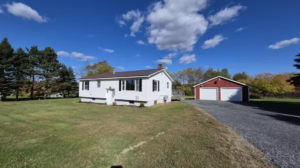 Skowhegan, ME 04976,918 Waterville RD