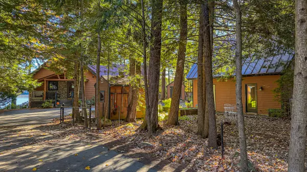 Bridgton, ME 04009,42 Bells Point RD