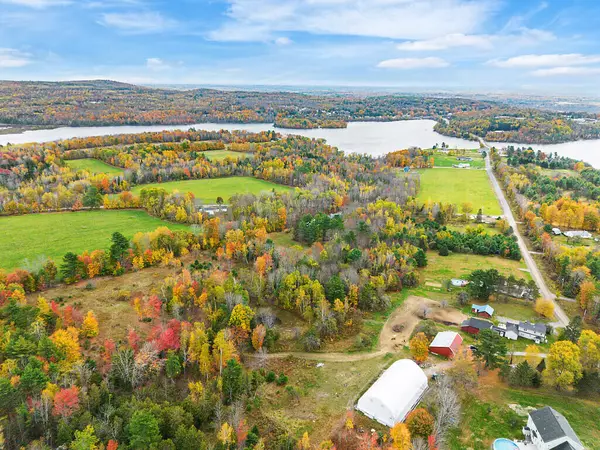 Dexter, ME 04930,135 Crockett RD