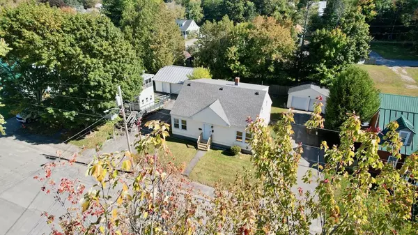 9 Tardiff ST, Waterville, ME 04901