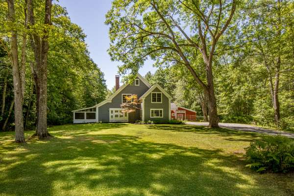 81 Desert RD, Freeport, ME 04032