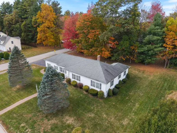 Biddeford, ME 04005,15 Mckenney DR