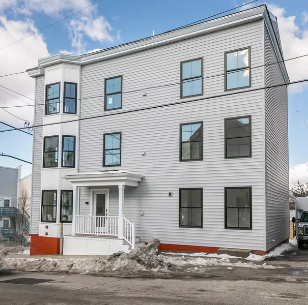 35 E Oxford ST #2, Portland, ME 04101