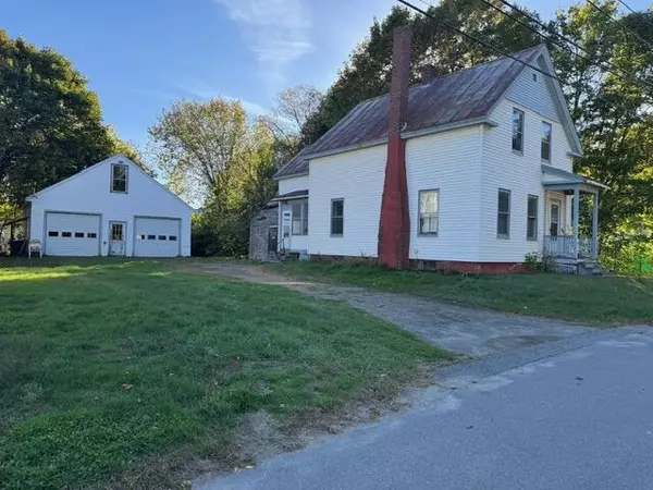 3 Wentworth CT, Waterville, ME 04901