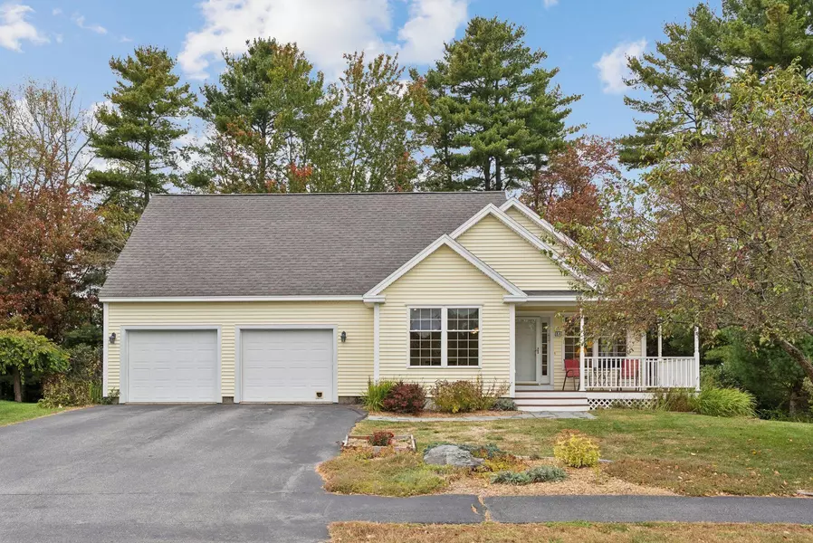 84 Victoria DR, Westbrook, ME 04092