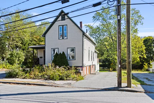 96 Brackett ST, Westbrook, ME 04092