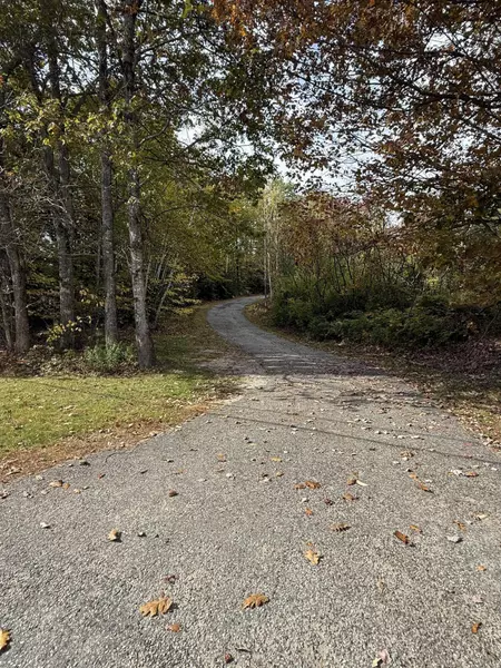 172 North ST, Mechanic Falls, ME 04256