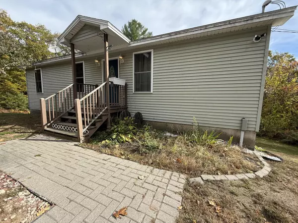 Mechanic Falls, ME 04256,172 North ST