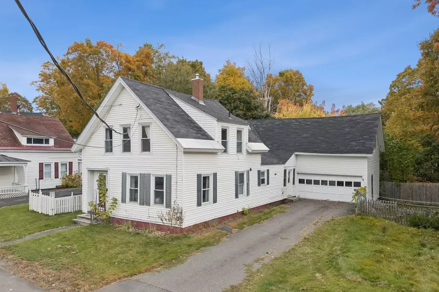 8 Elm ST, Fairfield, ME 04937